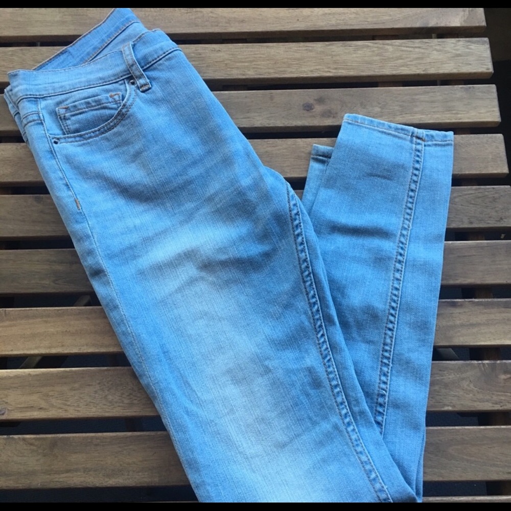 BDG Mid Rise Ankle Twig Jeans 27 x 29